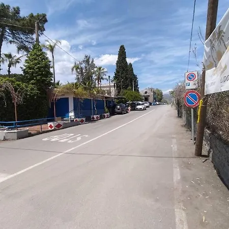 Bilocale Etna Mare Calatabiano
